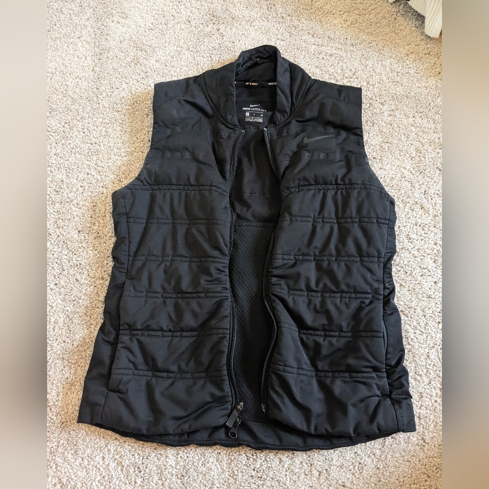 Nike Golf Vest, Black, women's small, zip pockets